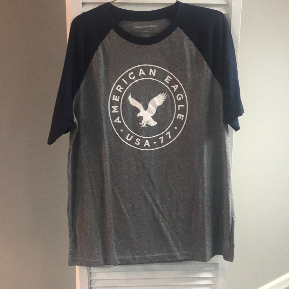 American Eagle Short Sleeve